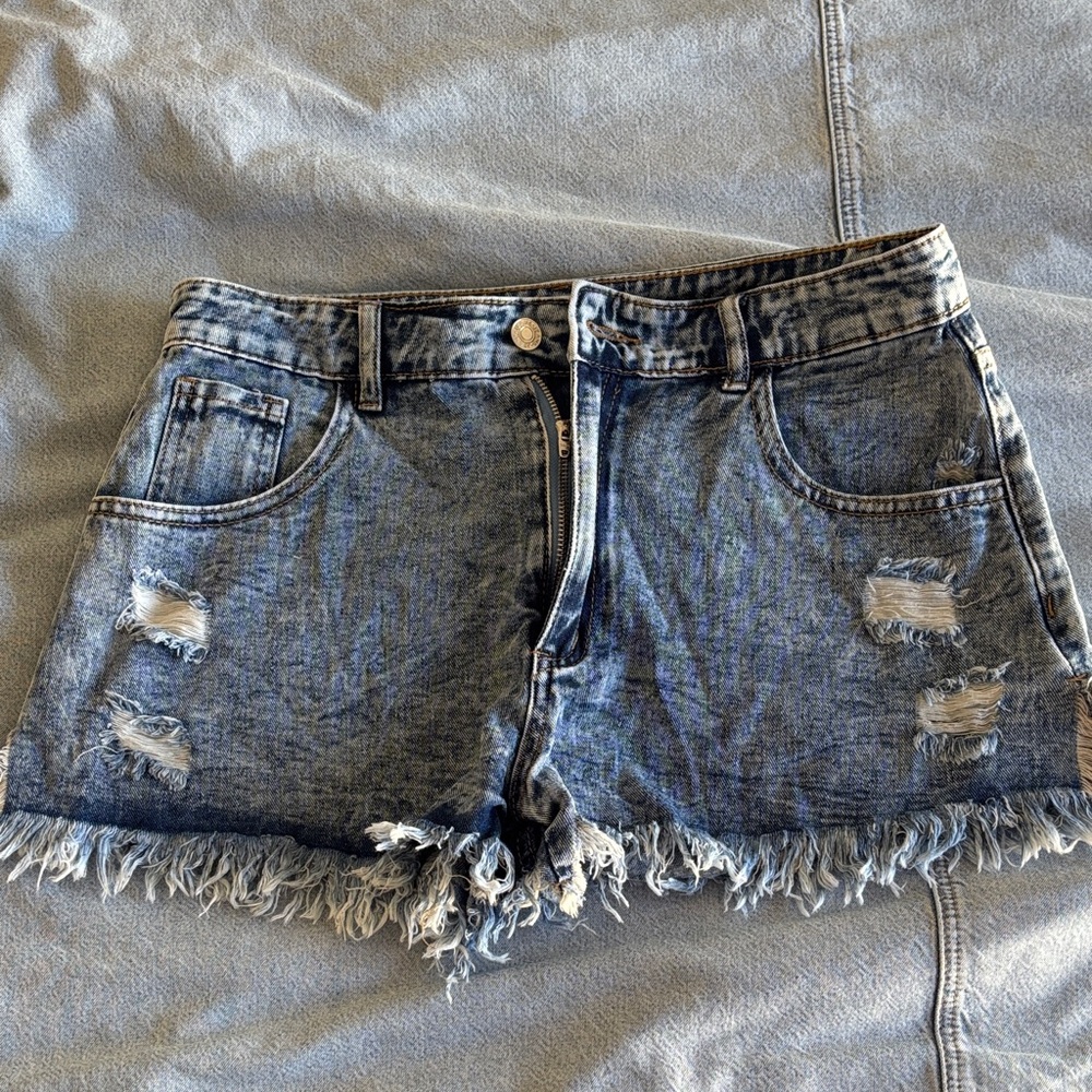 SHEIN Blue Distressed Denim Shorts